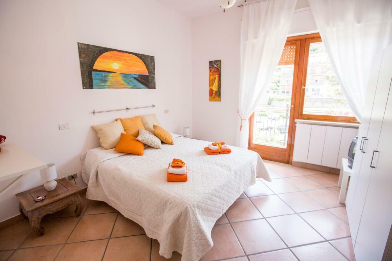 Mia Guesthouse 체팔루 외부 사진