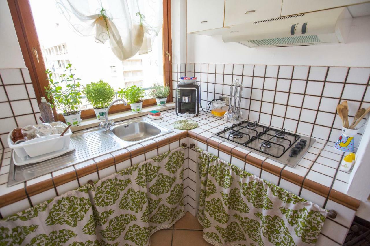 Mia Guesthouse 체팔루 외부 사진