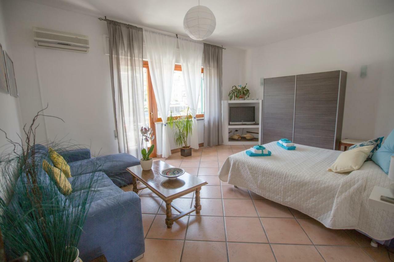 Mia Guesthouse 체팔루 외부 사진