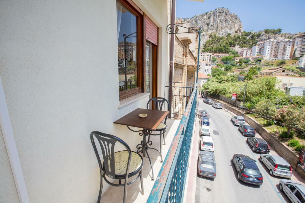 Mia Guesthouse 체팔루 외부 사진